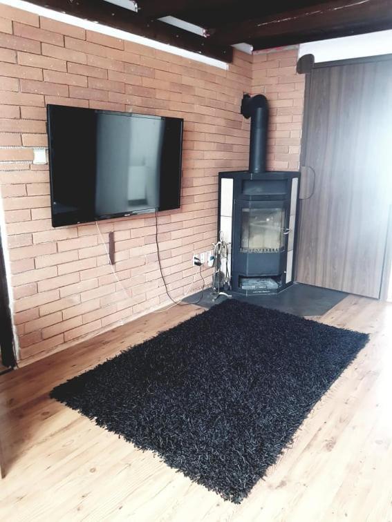 Apartman Beseda Lägenhet Velke Porici Exteriör bild